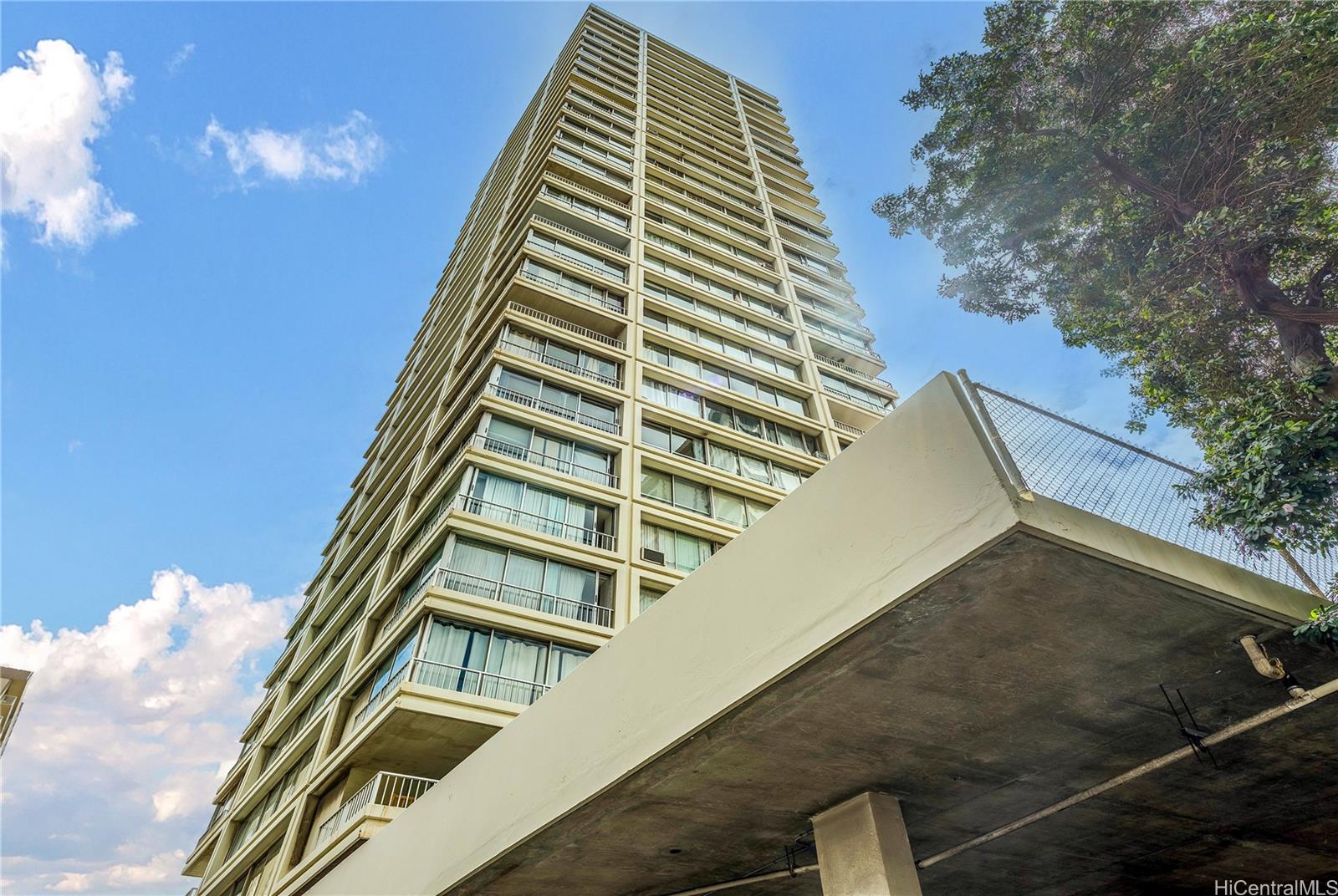 Waikiki Townhouse condo # 401, Honolulu, Hawaii - photo 14 of 17