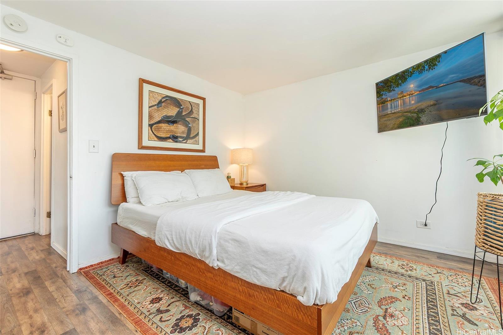 Waikiki Townhouse condo # 401, Honolulu, Hawaii - photo 5 of 17