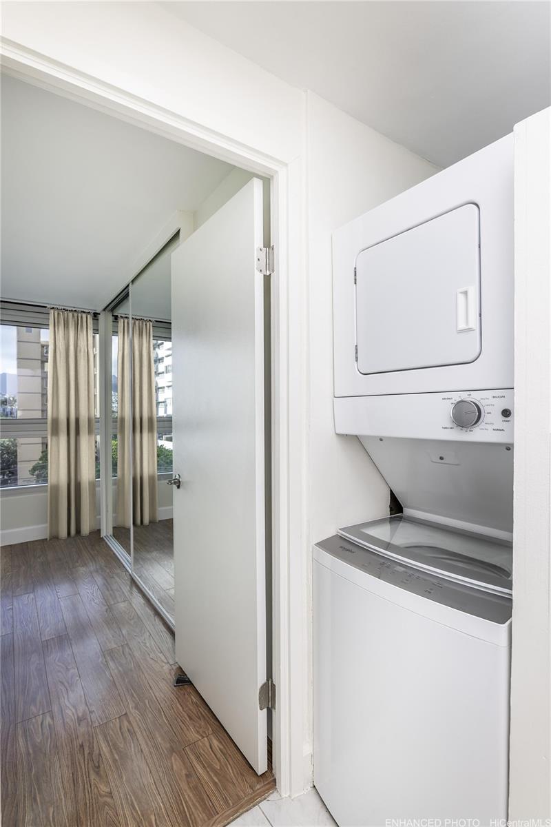 Waikiki Townhouse condo # 501, Honolulu, Hawaii - photo 6 of 10