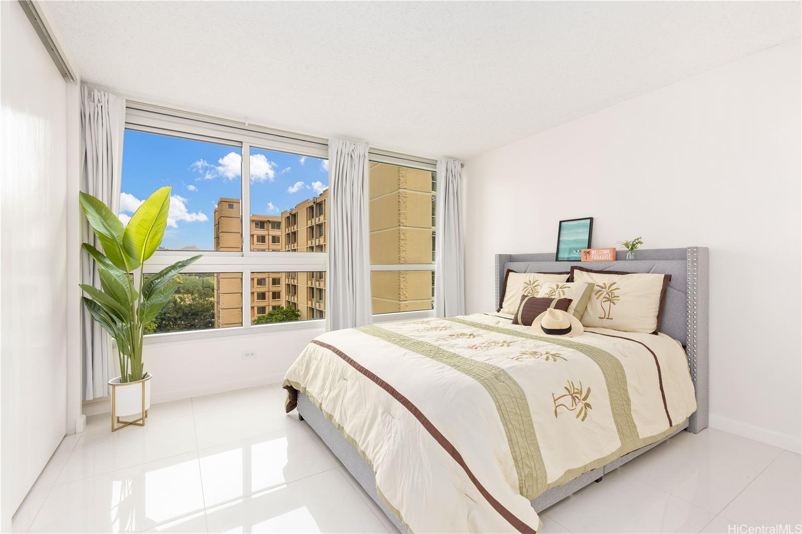 Waikiki Townhouse condo # 602, Honolulu, Hawaii - photo 11 of 25