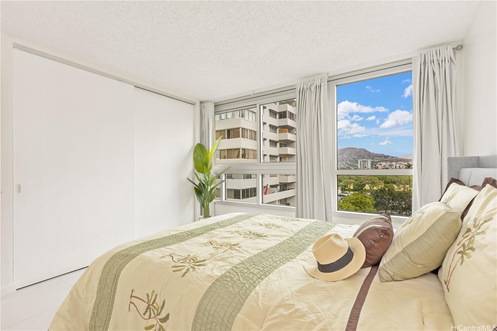 Waikiki Townhouse condo # 602, Honolulu, Hawaii - photo 12 of 25