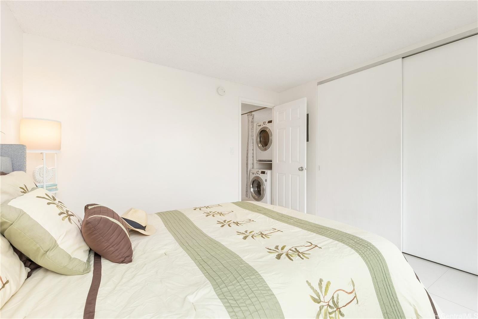 Waikiki Townhouse condo # 602, Honolulu, Hawaii - photo 14 of 25