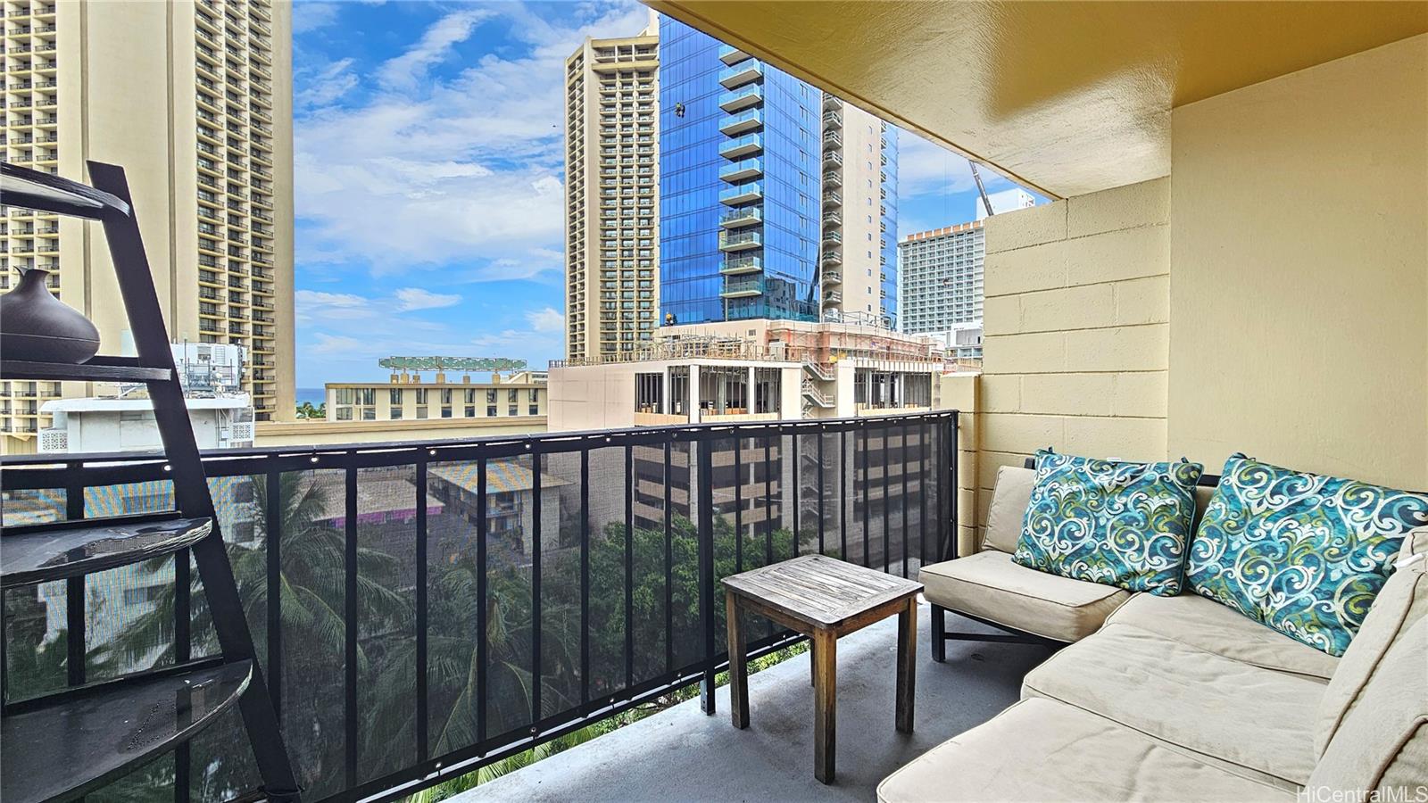 Bamboo condo # 1001, Honolulu, Hawaii - photo 7 of 25