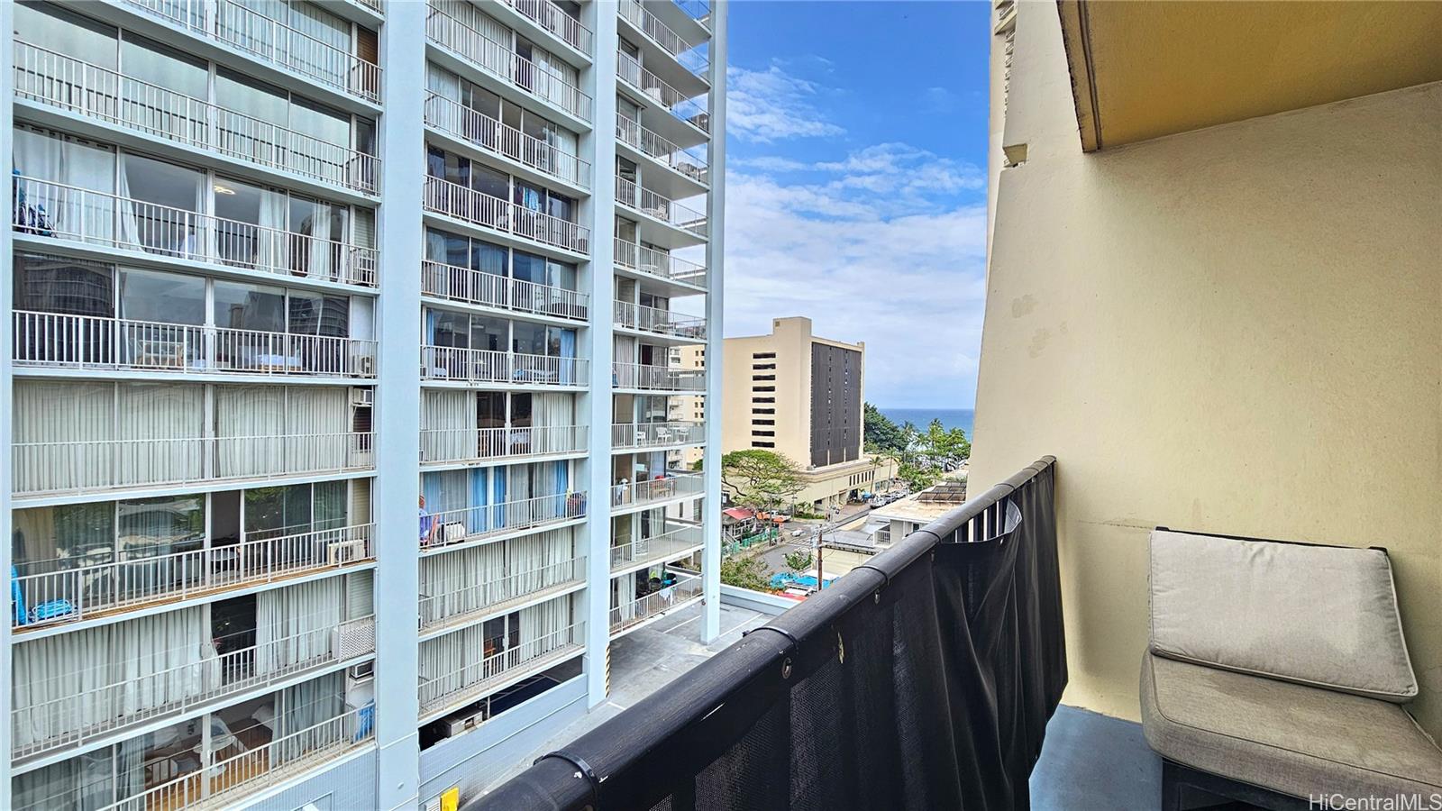 Bamboo condo # 1001, Honolulu, Hawaii - photo 9 of 25