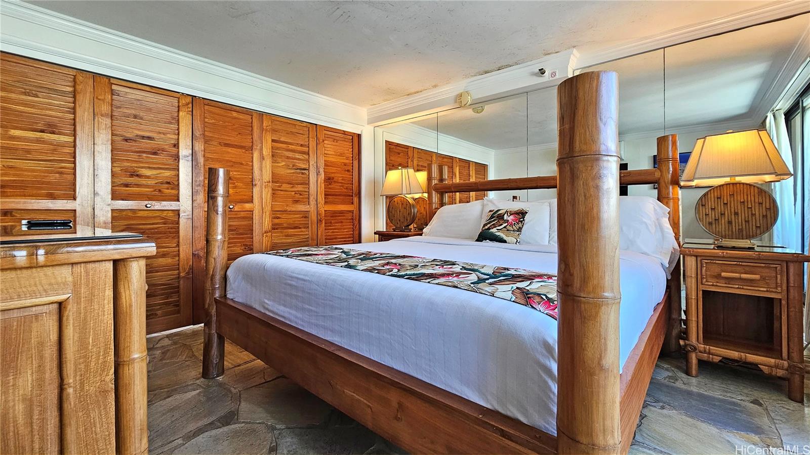 Bamboo condo # 1104, Honolulu, Hawaii - photo 11 of 22