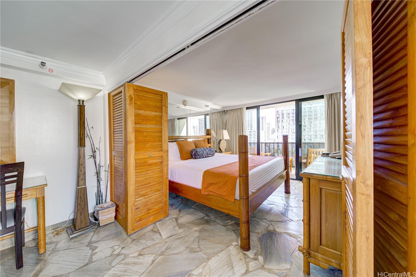 Bamboo condo # 1204, Honolulu, Hawaii - photo 3 of 17