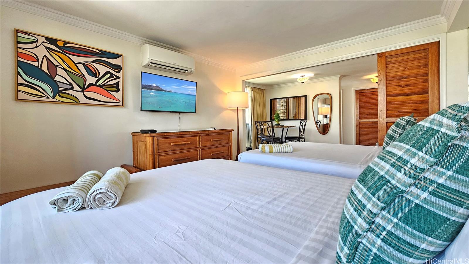 Bamboo condo # 1204, Honolulu, Hawaii - photo 5 of 18