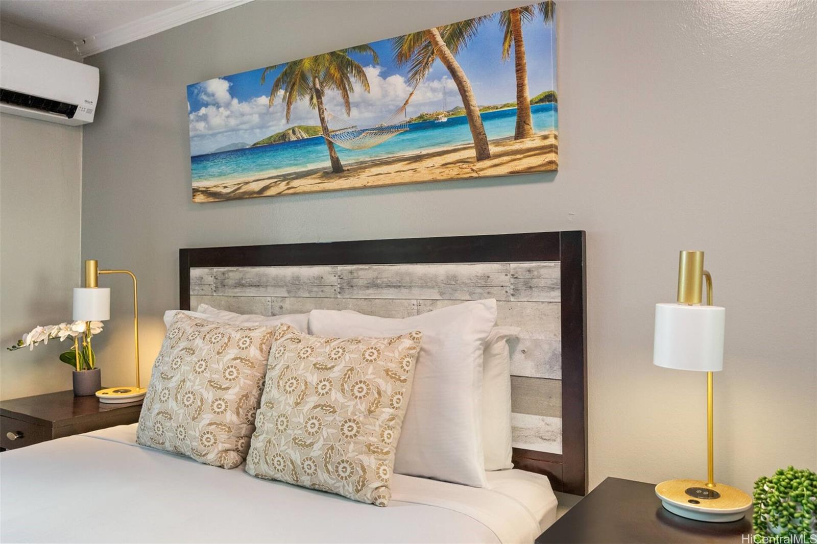 Bamboo condo # 404, Honolulu, Hawaii - photo 6 of 25