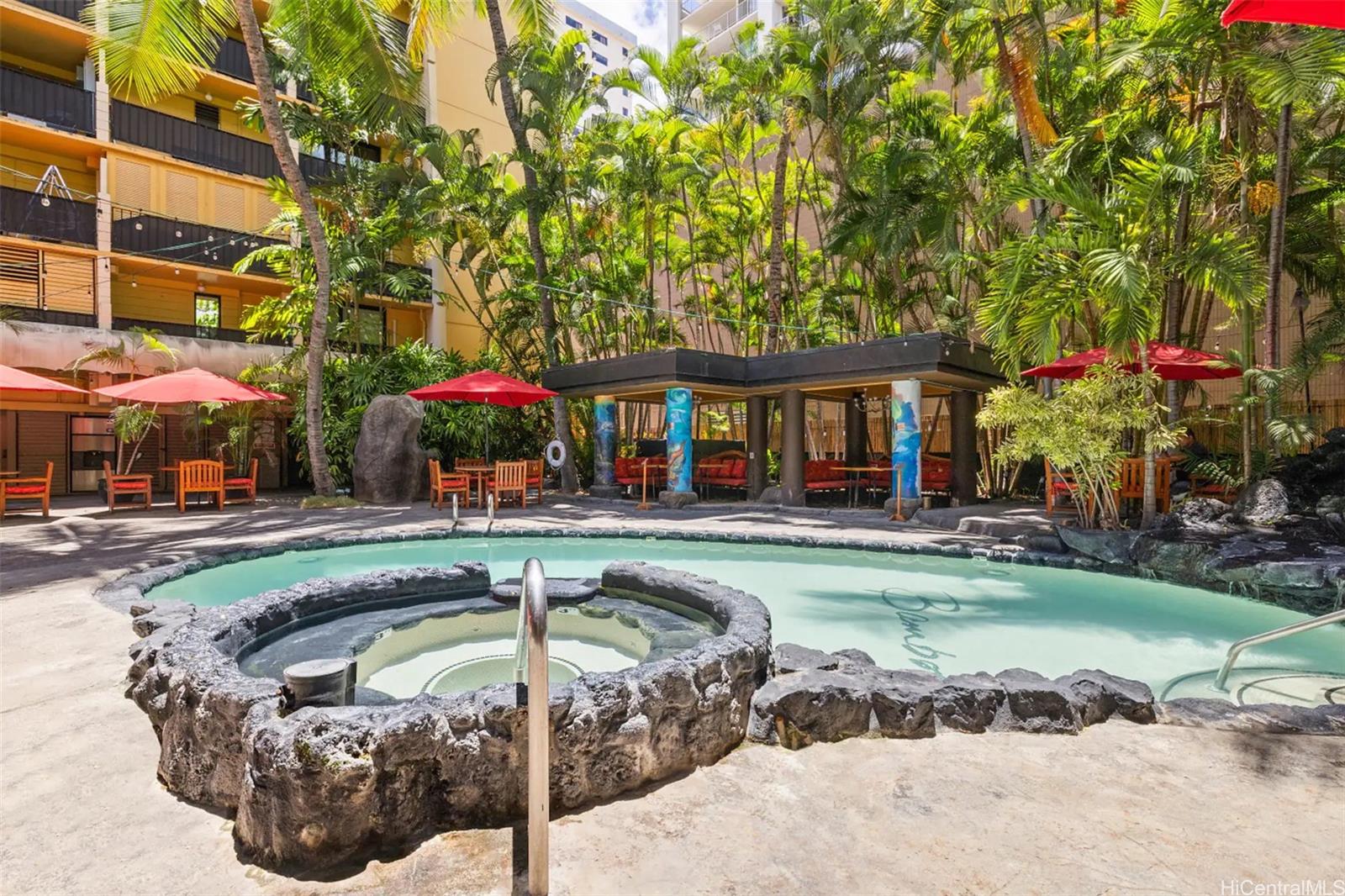 Bamboo condo # 404, Honolulu, Hawaii - photo 8 of 25