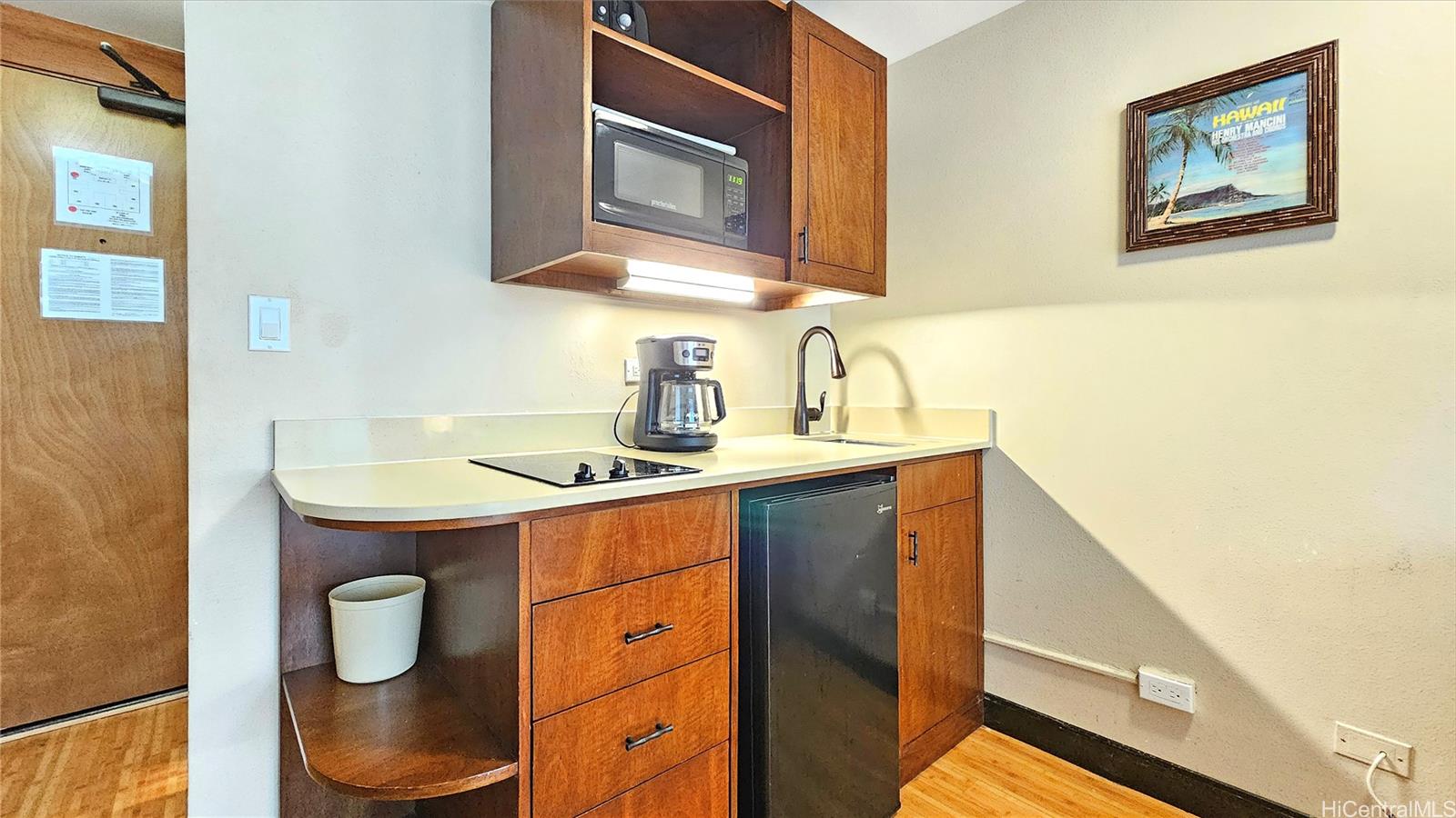 Bamboo condo # 502, Honolulu, Hawaii - photo 11 of 24