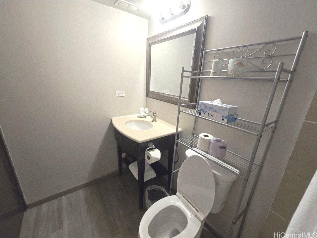 Bamboo condo # 503, Honolulu, Hawaii - photo 8 of 16