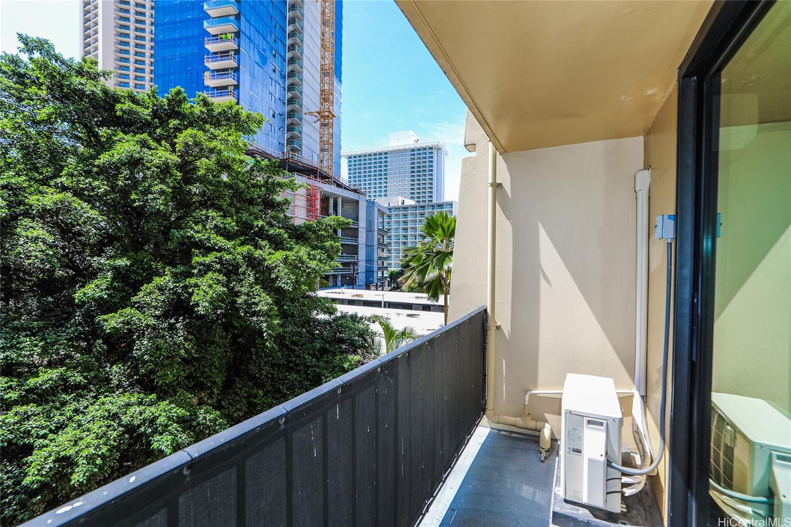 Bamboo condo # 510, Honolulu, Hawaii - photo 7 of 10