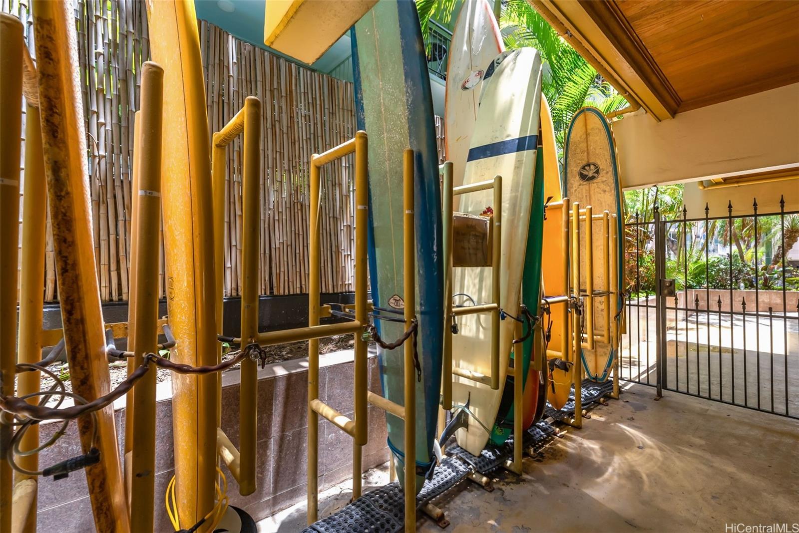 Bamboo condo # 608, Honolulu, Hawaii - photo 20 of 25