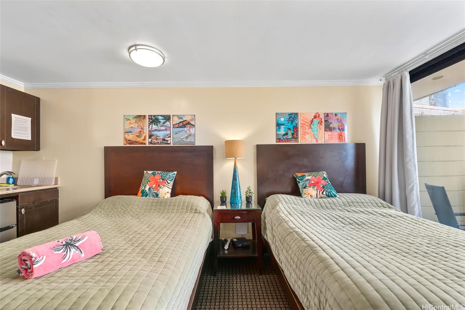 Bamboo condo # 608, Honolulu, Hawaii - photo 8 of 25