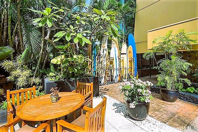 Bamboo condo # 805, Honolulu, Hawaii - photo 2 of 13