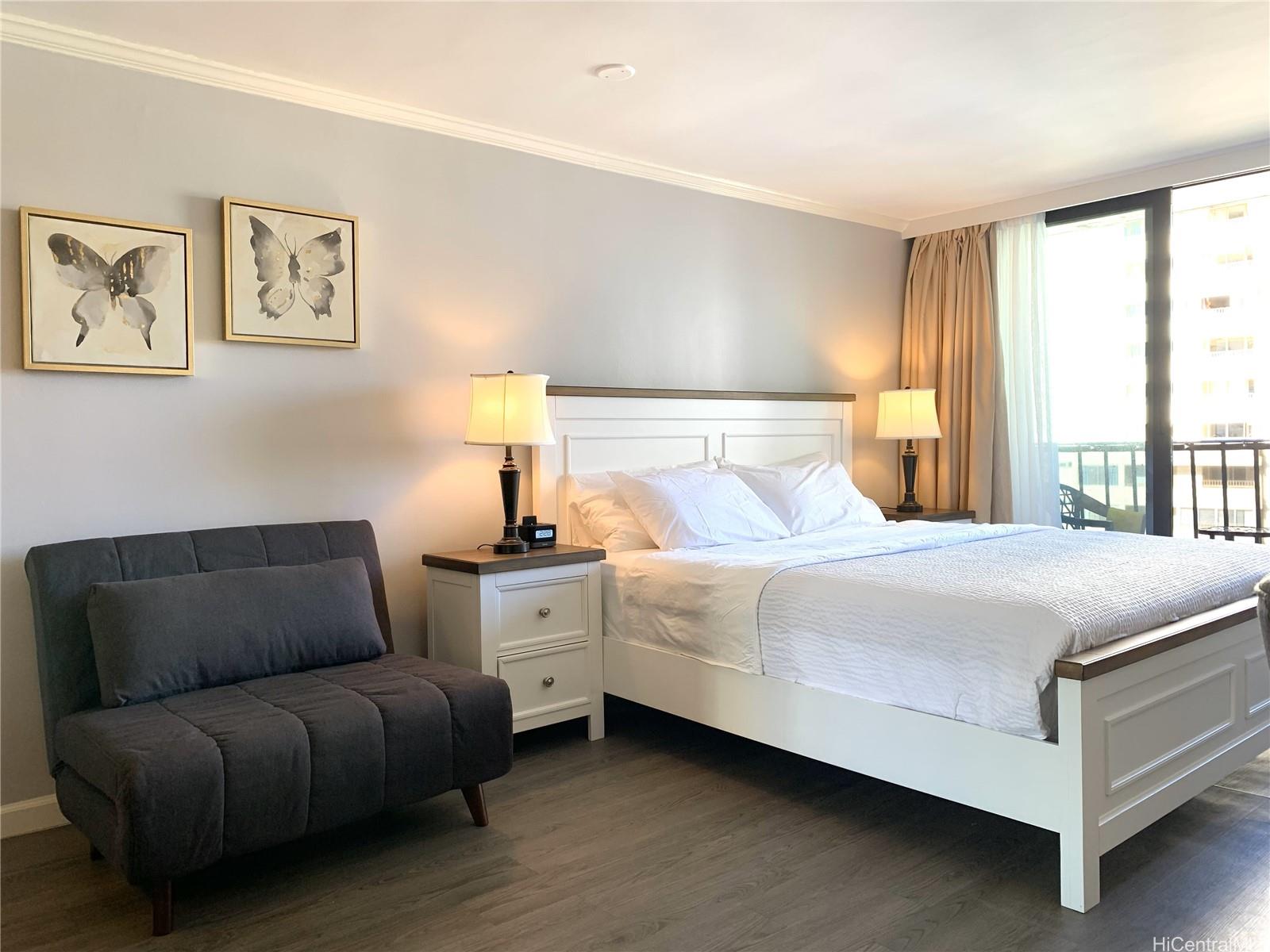 Bamboo condo # 805, Honolulu, Hawaii - photo 10 of 13