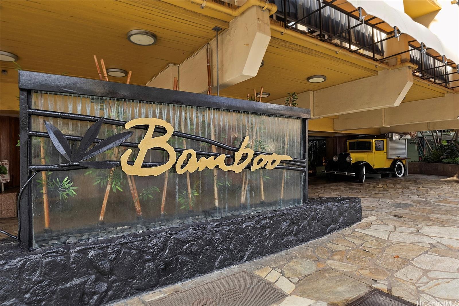 Bamboo condo # 901, Honolulu, Hawaii - photo 24 of 25