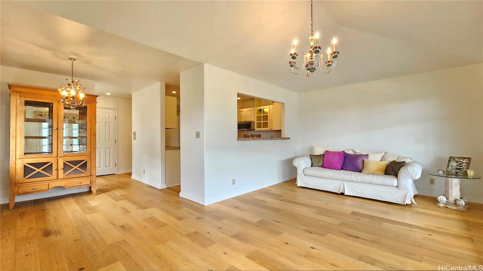 2427  Jasmine Street Palolo, Diamond Head home - photo 5 of 25