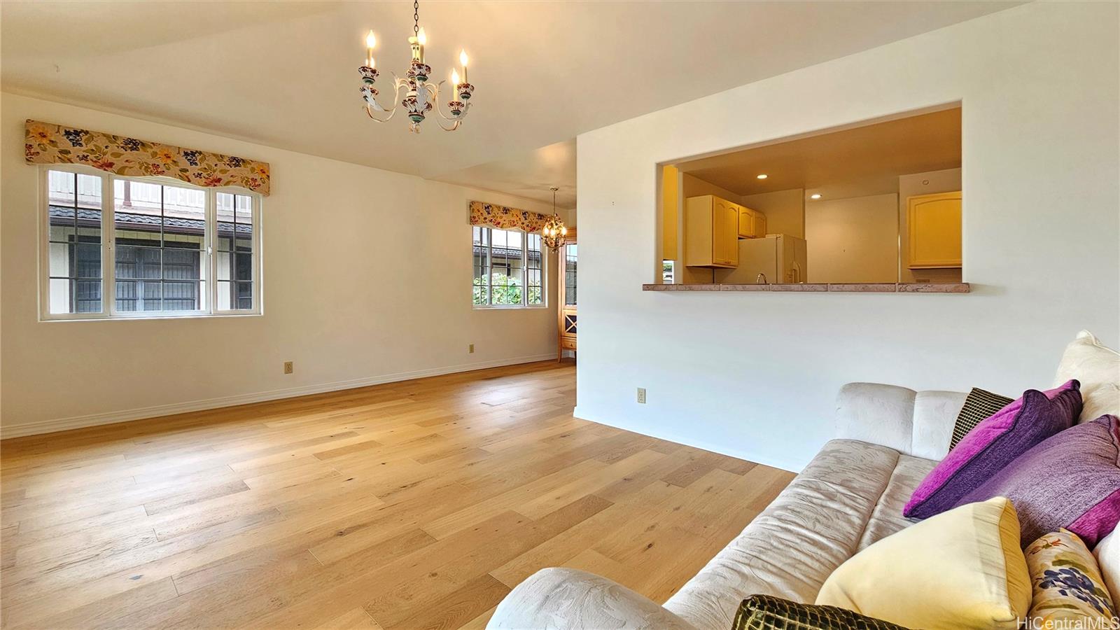 2427  Jasmine Street Palolo, Diamond Head home - photo 6 of 25