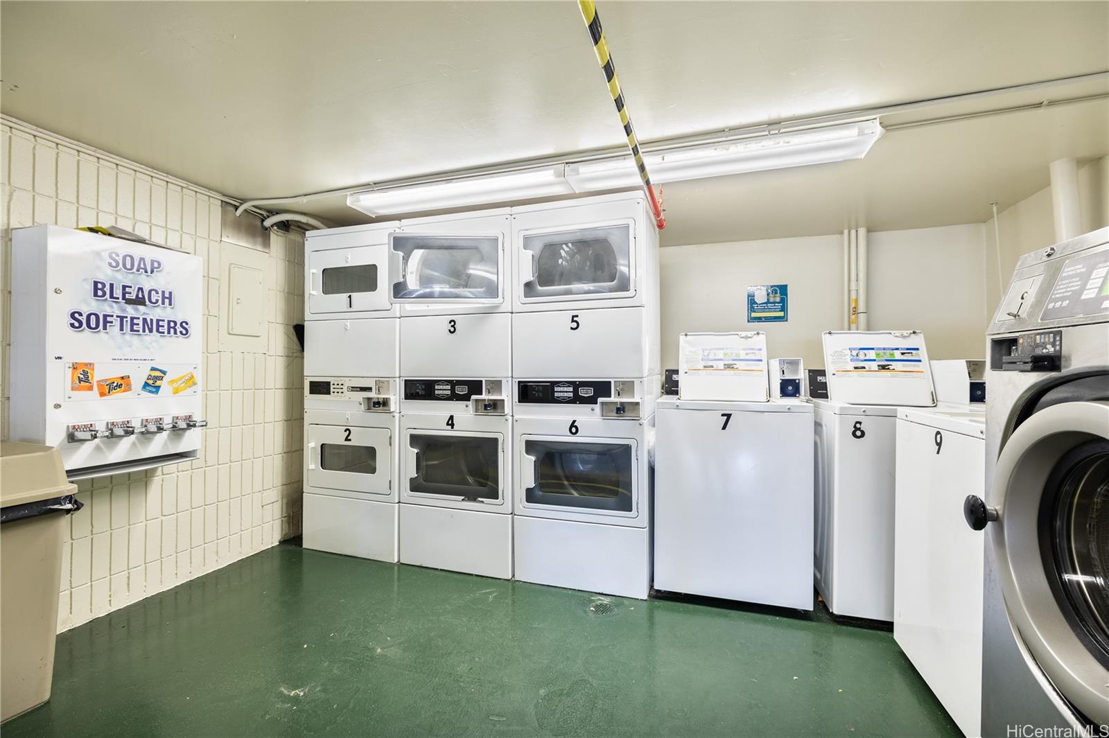 Pacific Monarch condo # 1006, Honolulu, Hawaii - photo 23 of 23