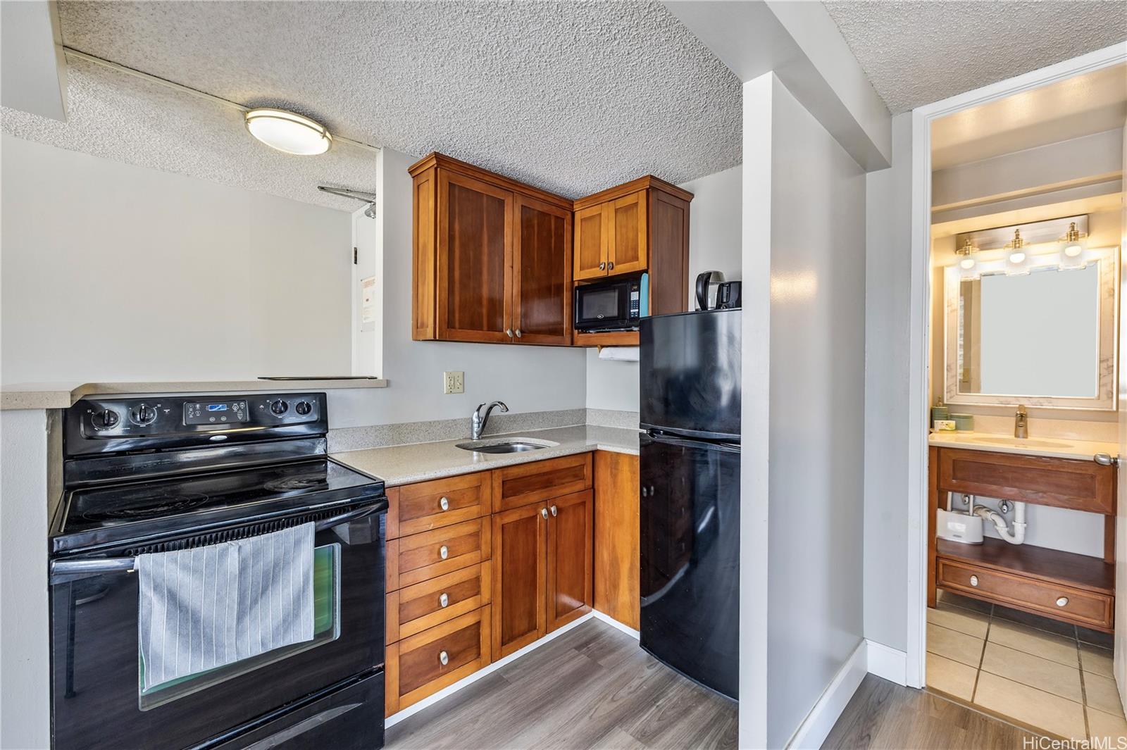 Pacific Monarch condo # 1006, Honolulu, Hawaii - photo 5 of 23