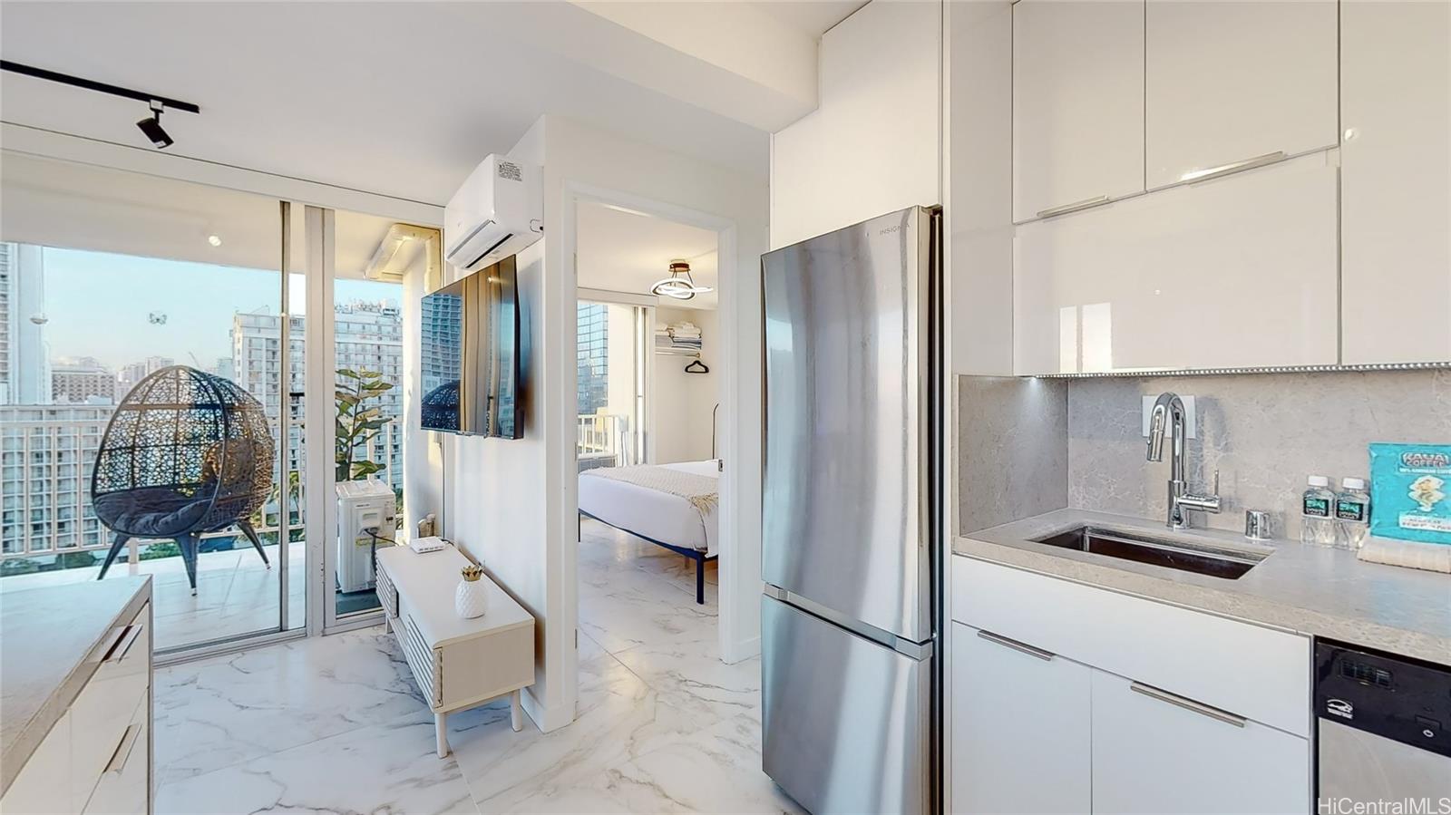 Pacific Monarch condo # 1403, Honolulu, Hawaii - photo 8 of 25