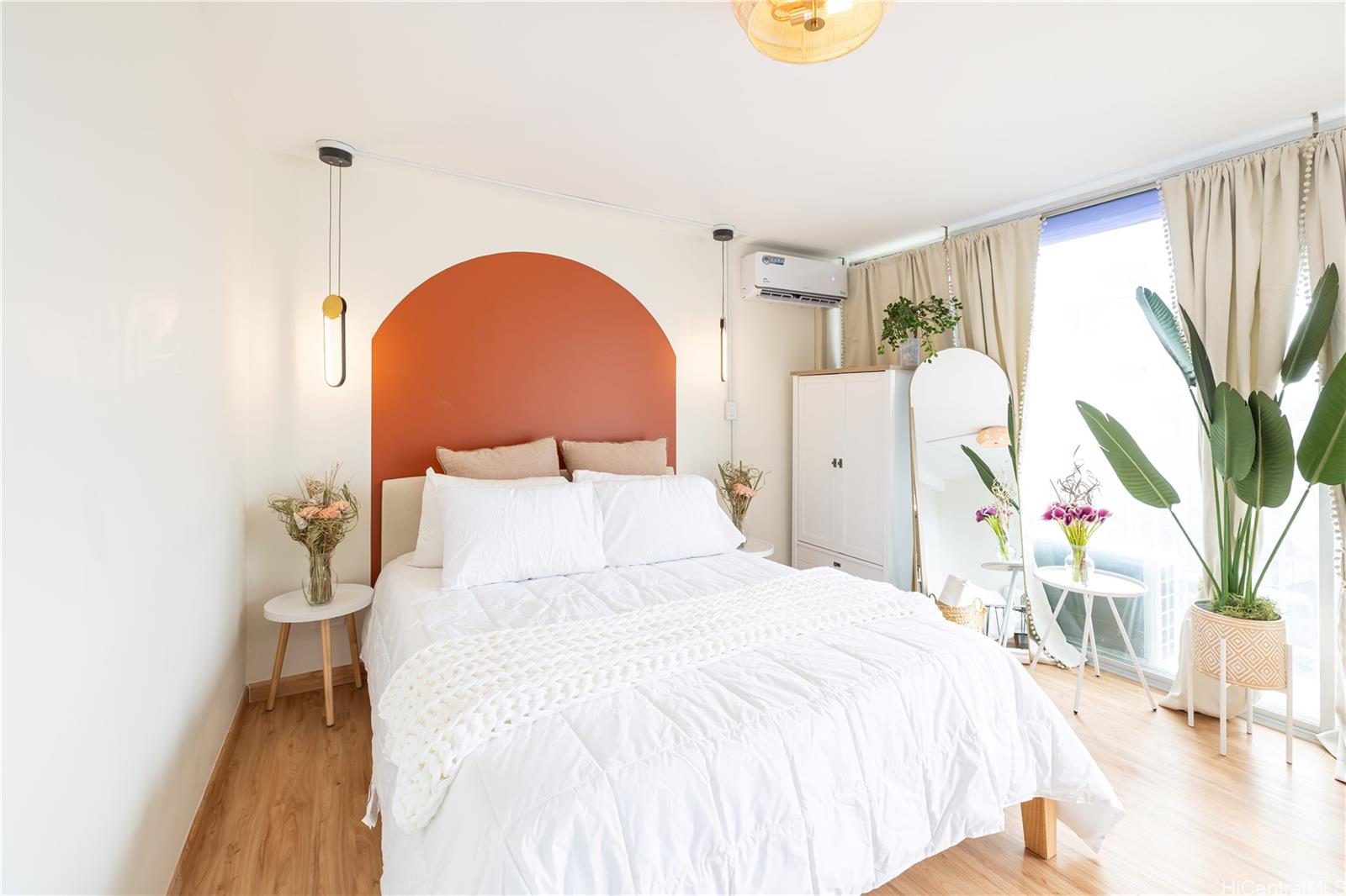 Pacific Monarch condo # 1605, Honolulu, Hawaii - photo 12 of 17