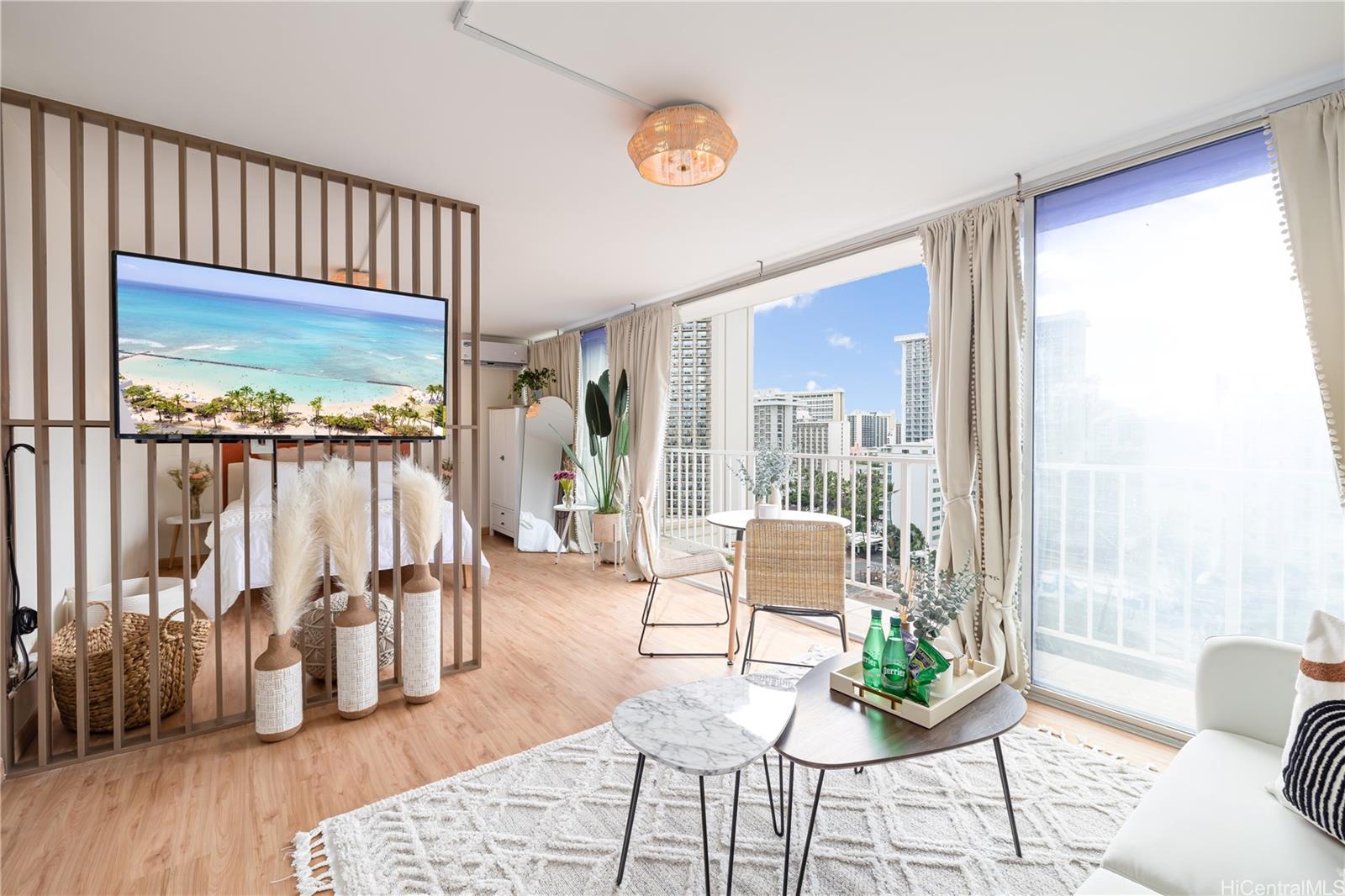 Pacific Monarch condo # 1605, Honolulu, Hawaii - photo 5 of 17