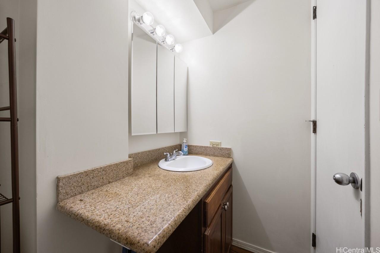 Pacific Monarch condo # 2704, Honolulu, Hawaii - photo 14 of 19