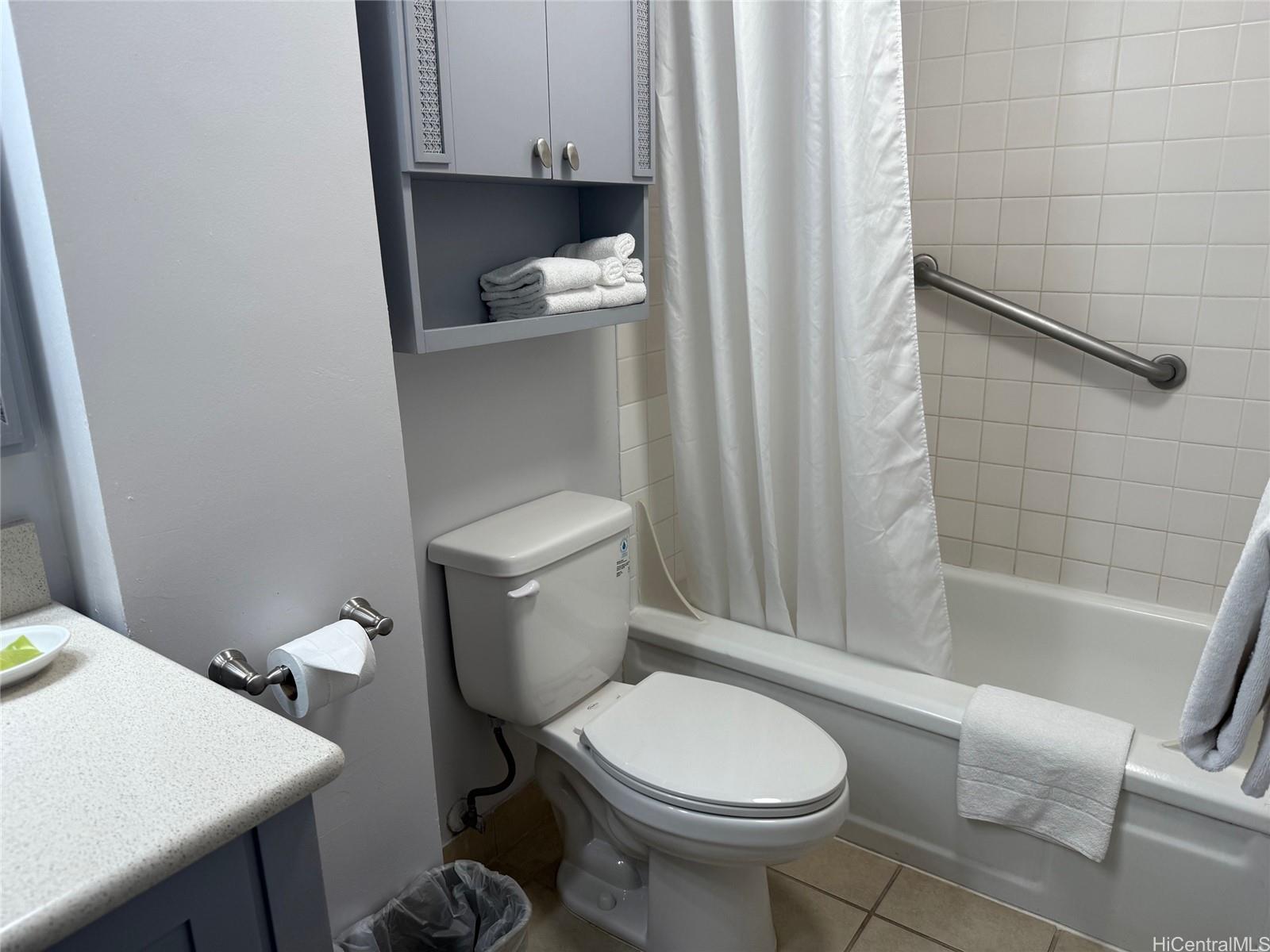 Pacific Monarch condo # 2805, Honolulu, Hawaii - photo 3 of 5