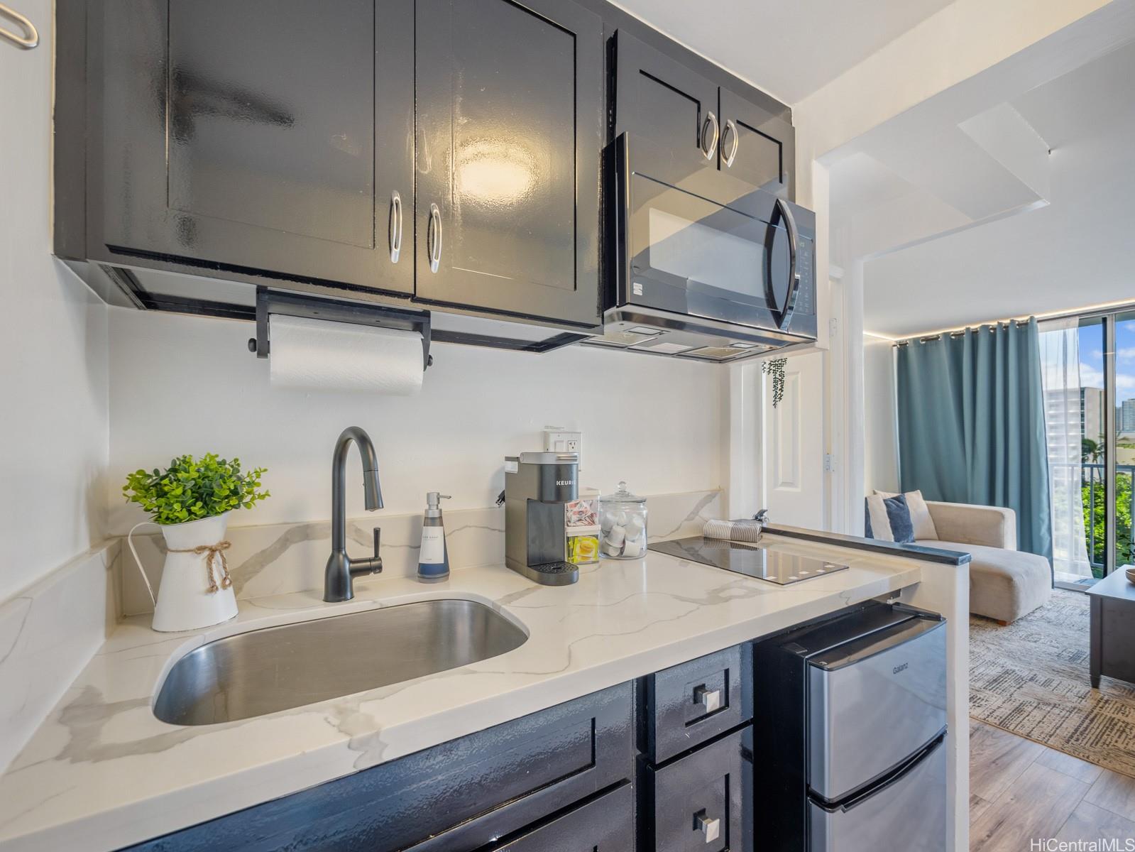 Pacific Monarch condo # 804, Honolulu, Hawaii - photo 5 of 18