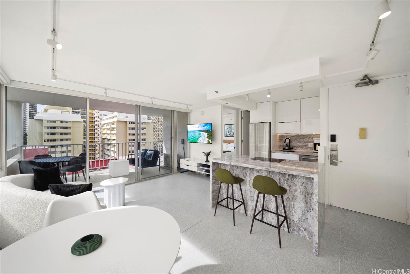 Pacific Monarch condo # 807, Honolulu, Hawaii - photo 7 of 18