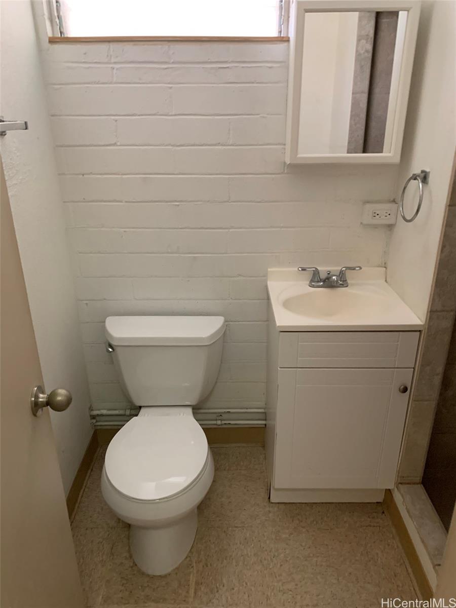 2428 Koa Ave Honolulu - Rental - photo 5 of 5