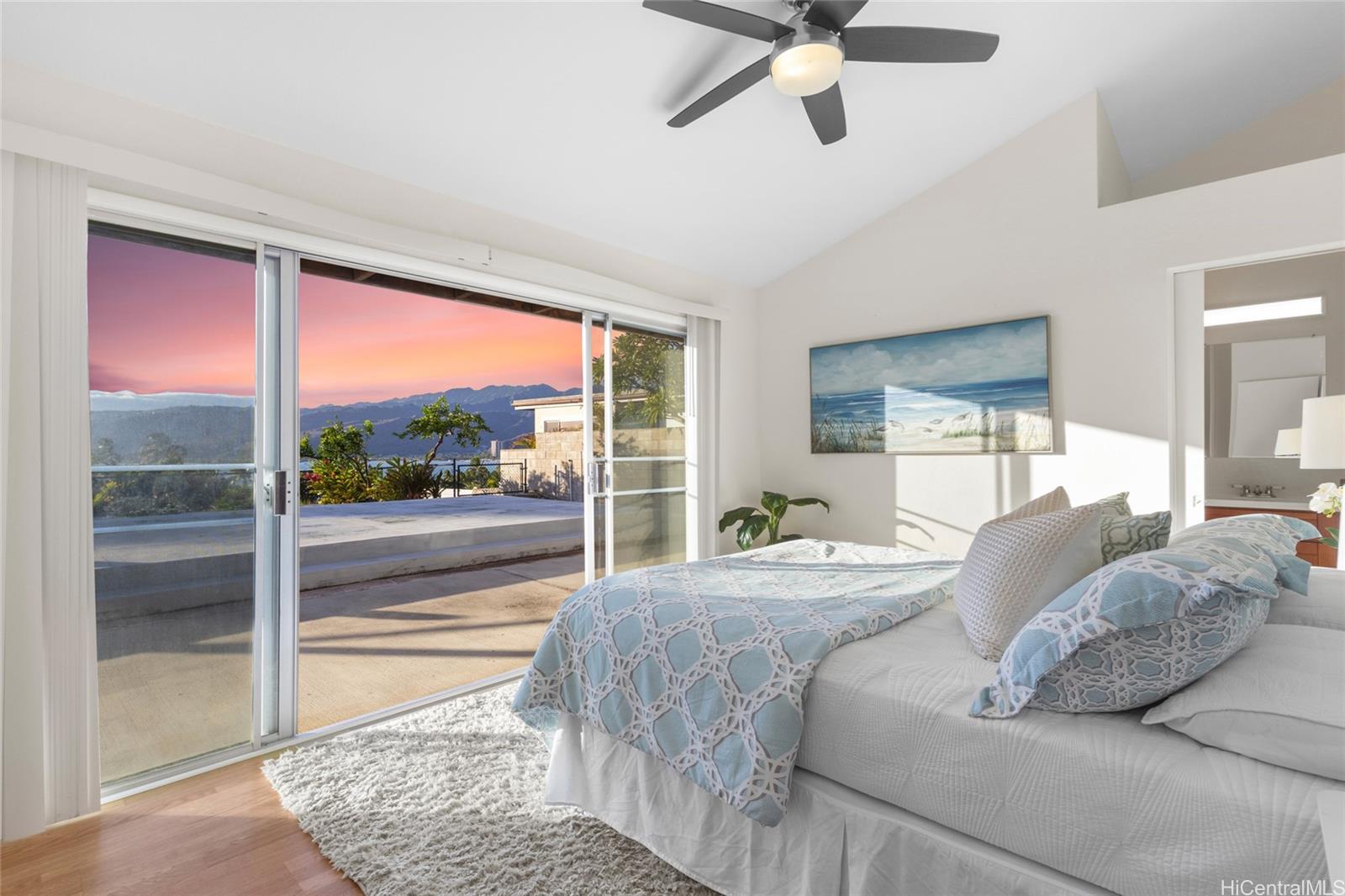 243  Poipu Drive Koko Kai, Hawaii Kai home - photo 2 of 19