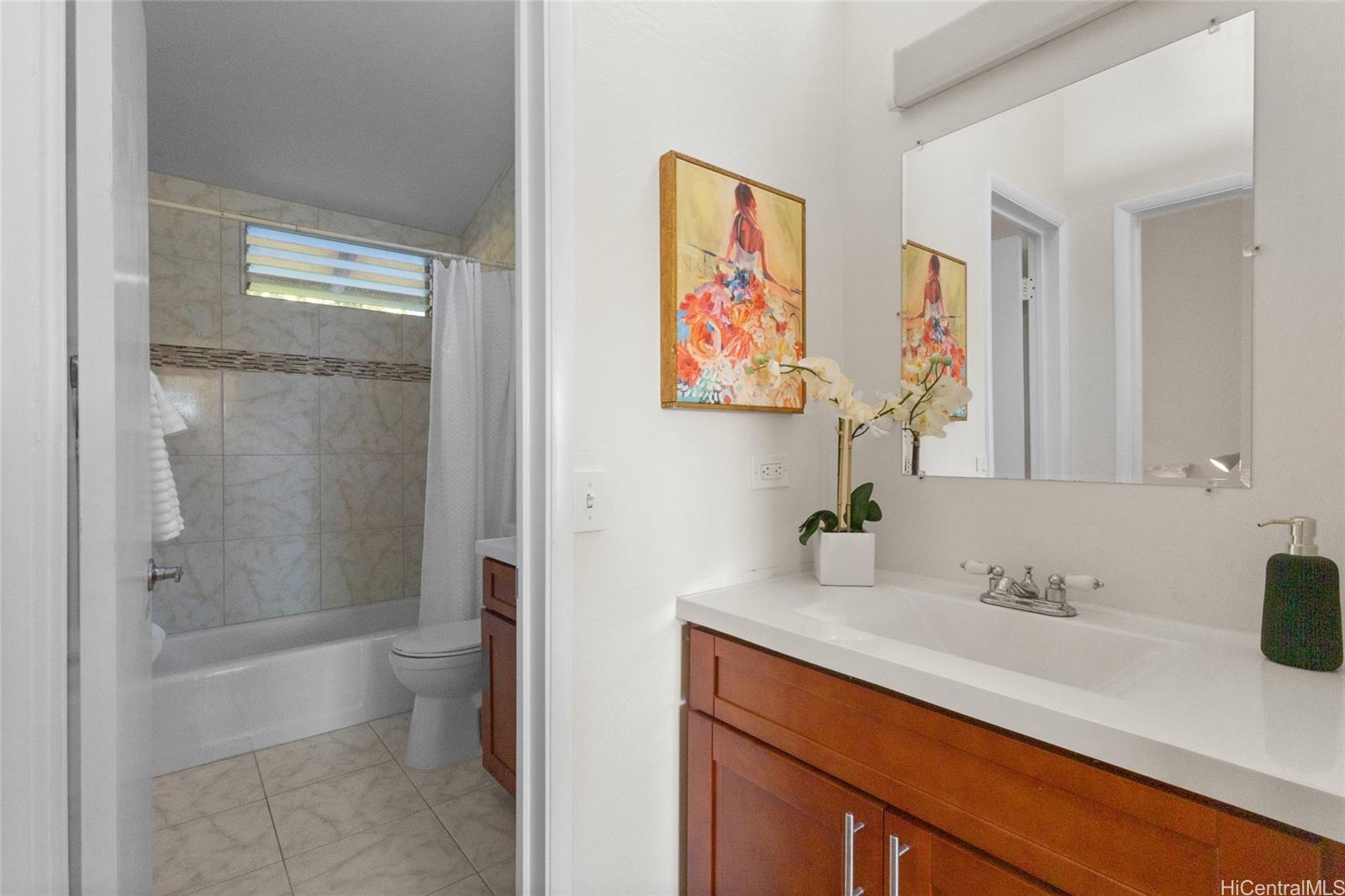 243  Poipu Drive Koko Kai, Hawaii Kai home - photo 13 of 19