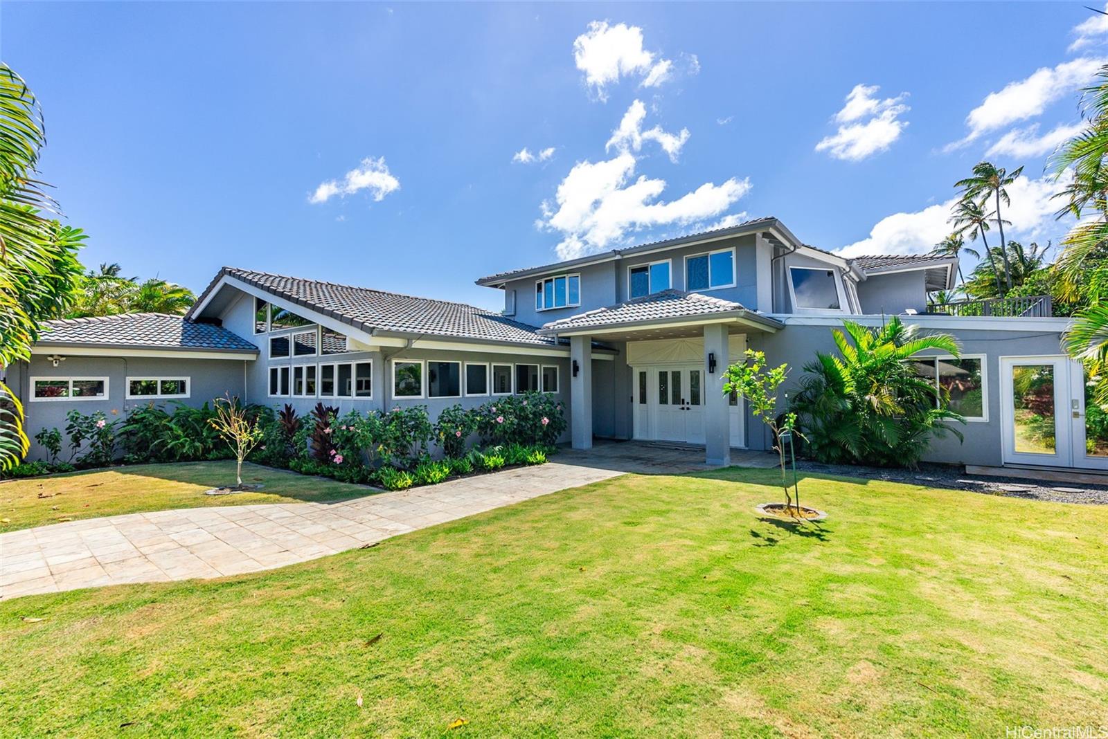 243  Portlock Road Portlock, Hawaii Kai home - photo 2 of 25