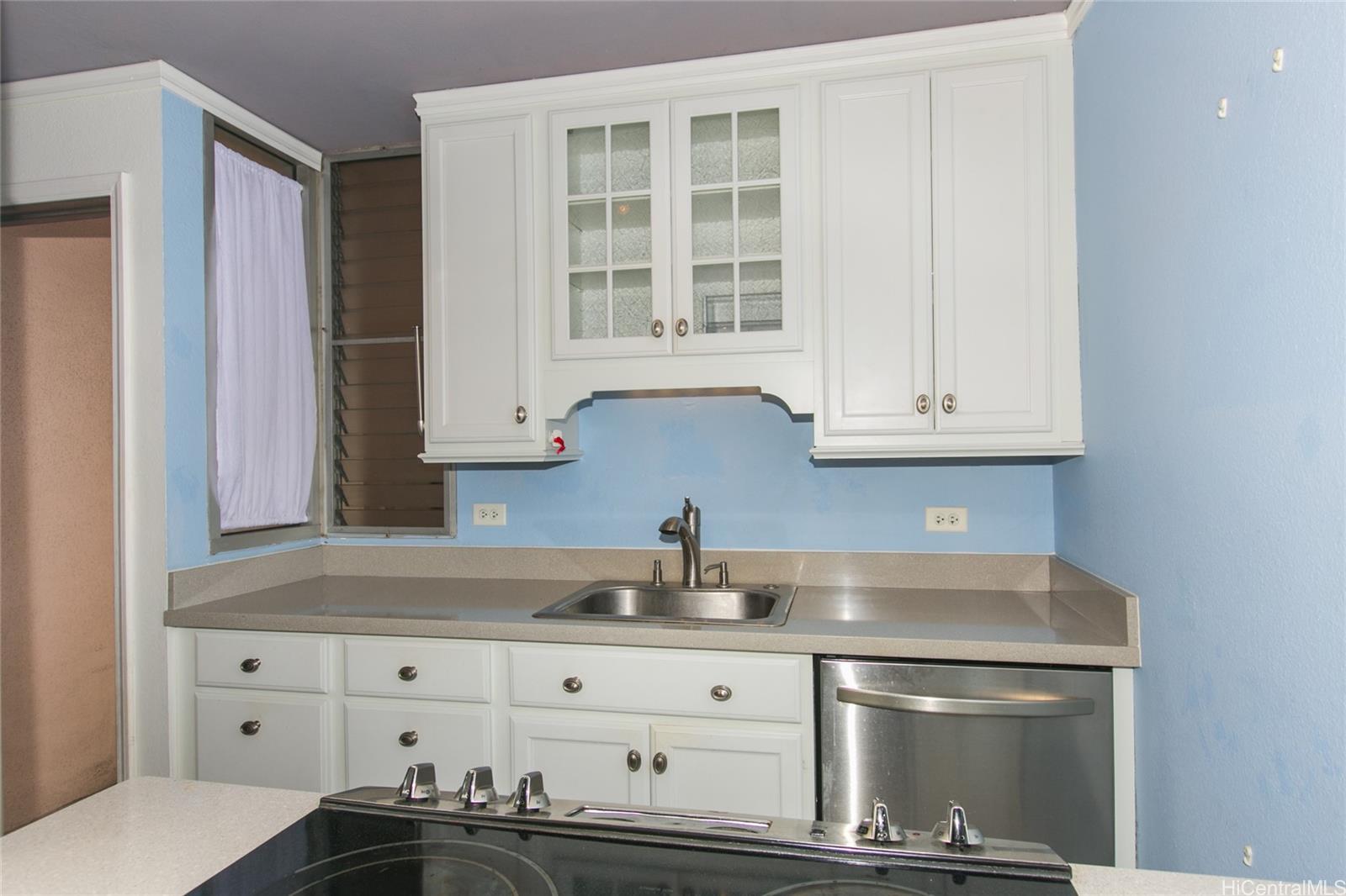 Kapiolani Gardens condo # 1003, Honolulu, Hawaii - photo 12 of 20