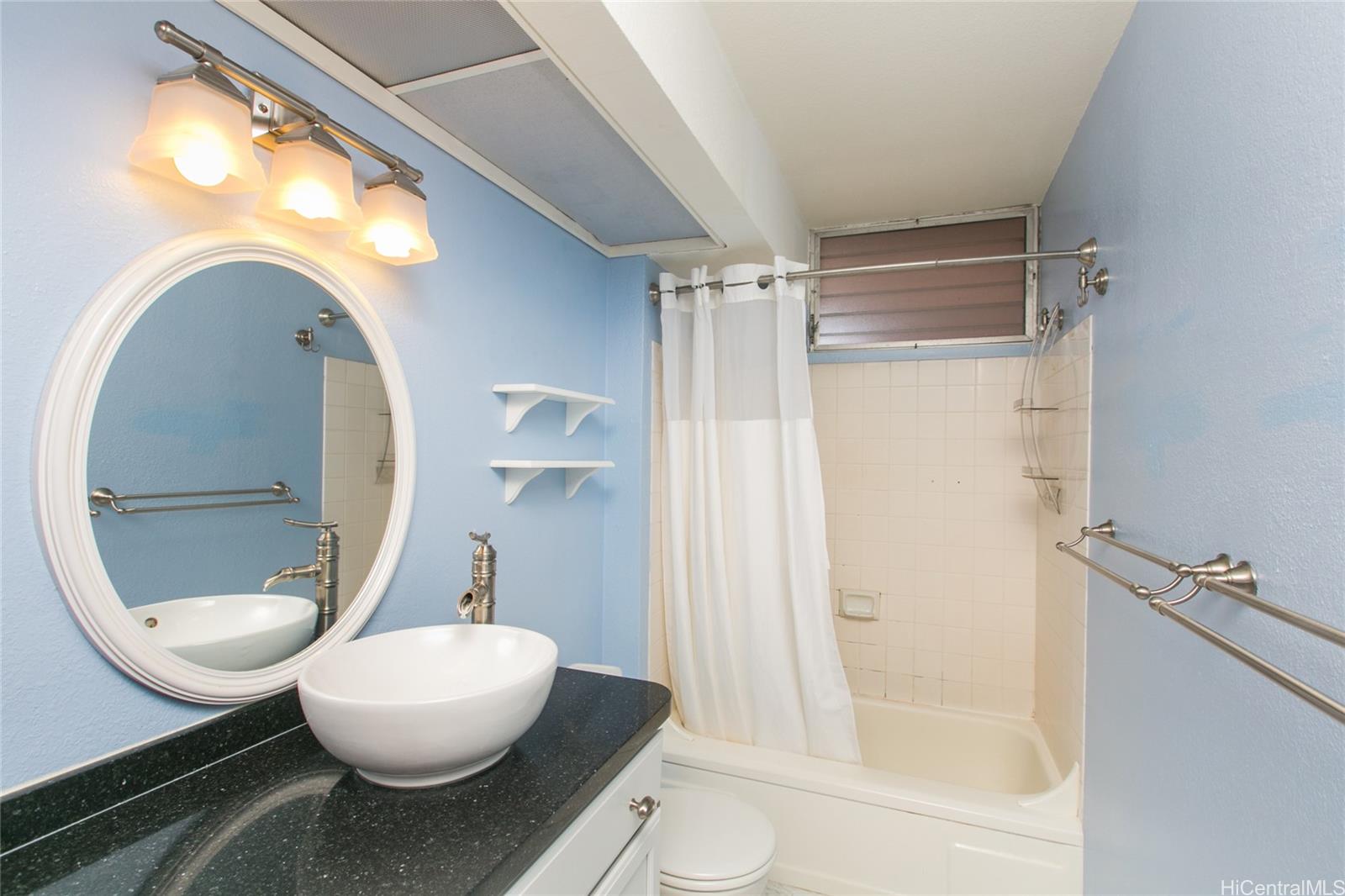 Kapiolani Gardens condo # 1003, Honolulu, Hawaii - photo 15 of 20