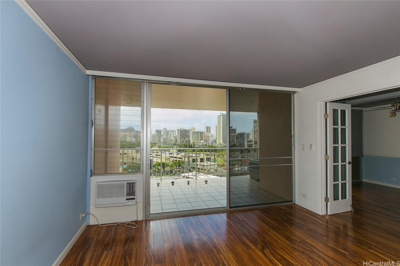 Kapiolani Gardens condo # 1003, Honolulu, Hawaii - photo 5 of 20