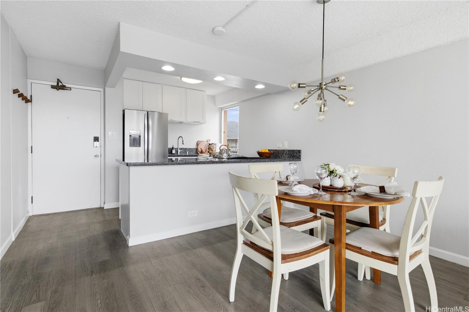 Kapiolani Gardens condo # 101, Honolulu, Hawaii - photo 4 of 18