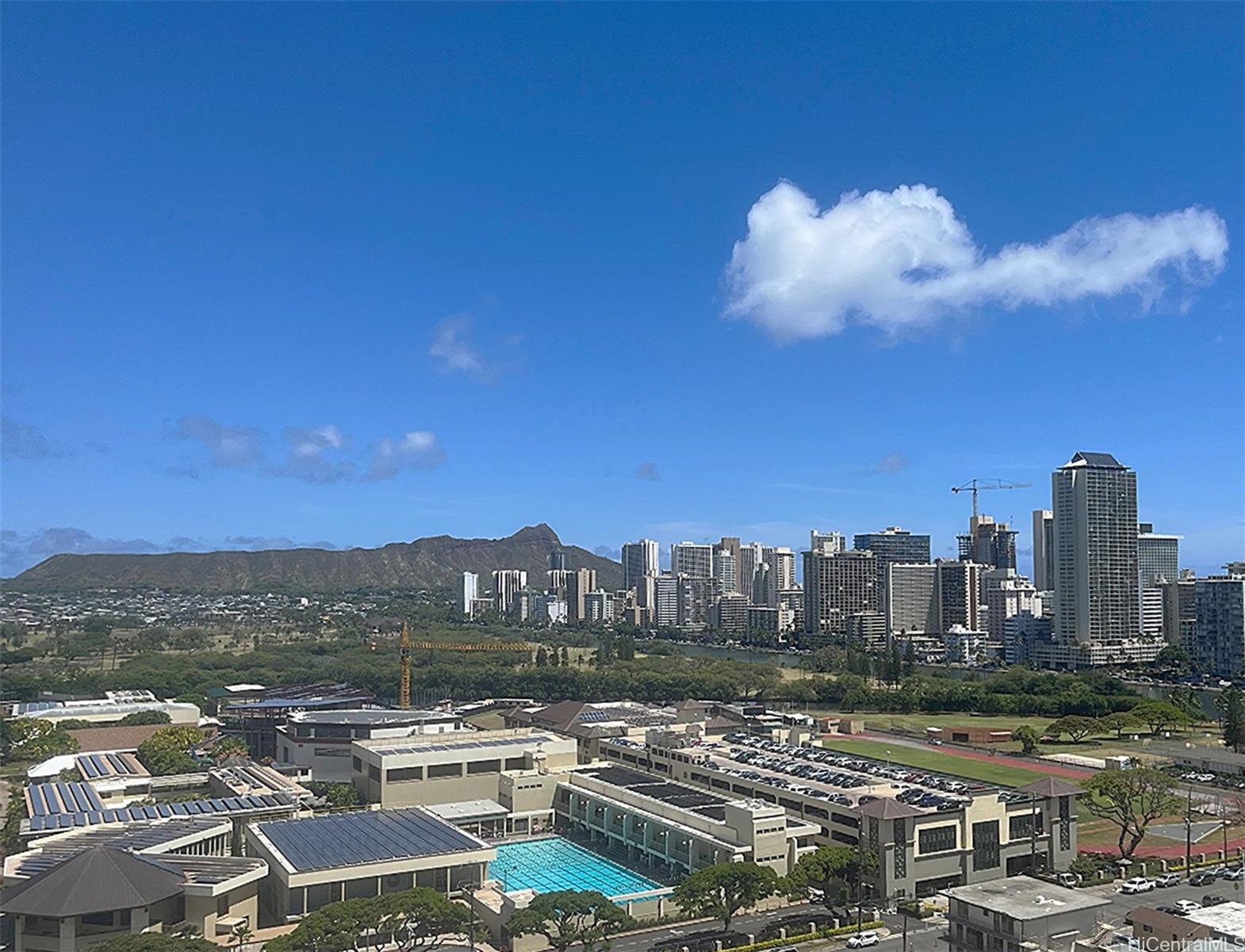 Kapiolani Gardens condo # 1802, Honolulu, Hawaii - photo 3 of 9