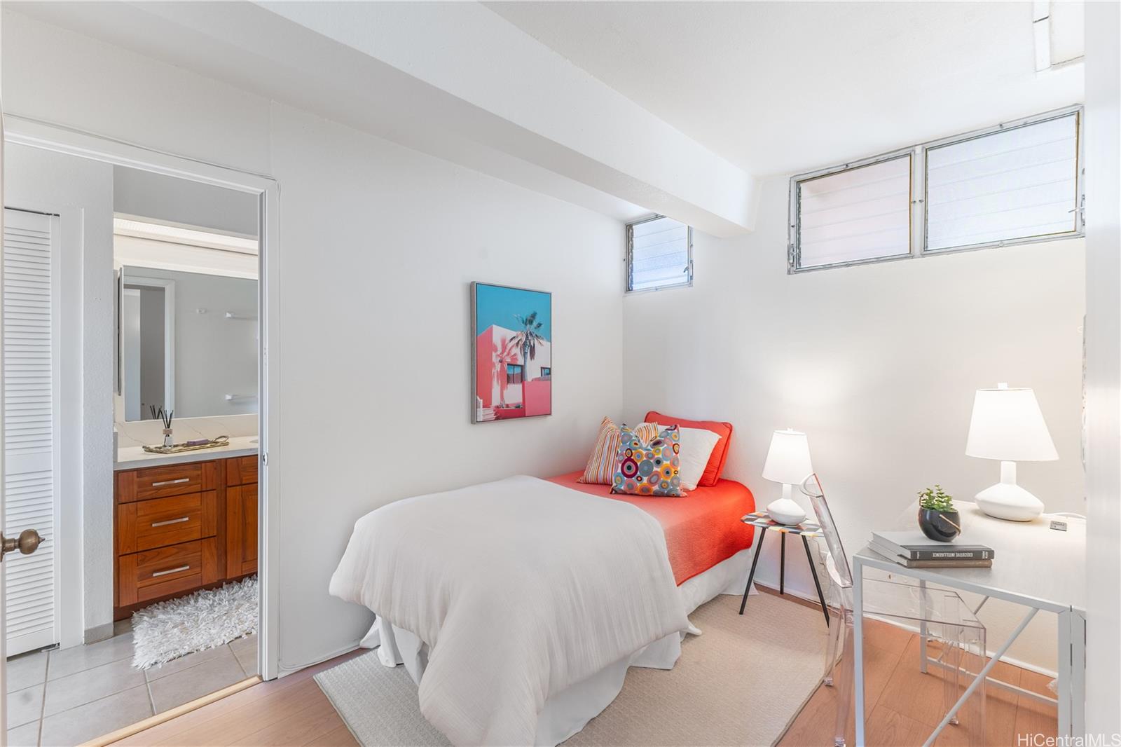 Kapiolani Gardens condo # 803, Honolulu, Hawaii - photo 17 of 23