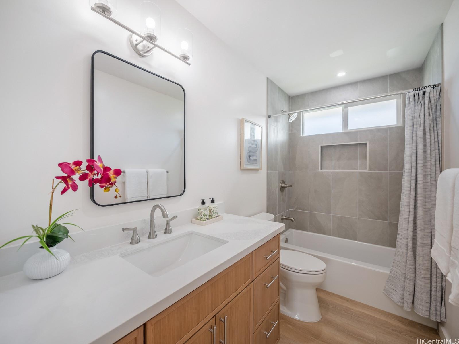 244  Kihapai Street Coconut Grove, Kailua home - photo 17 of 25