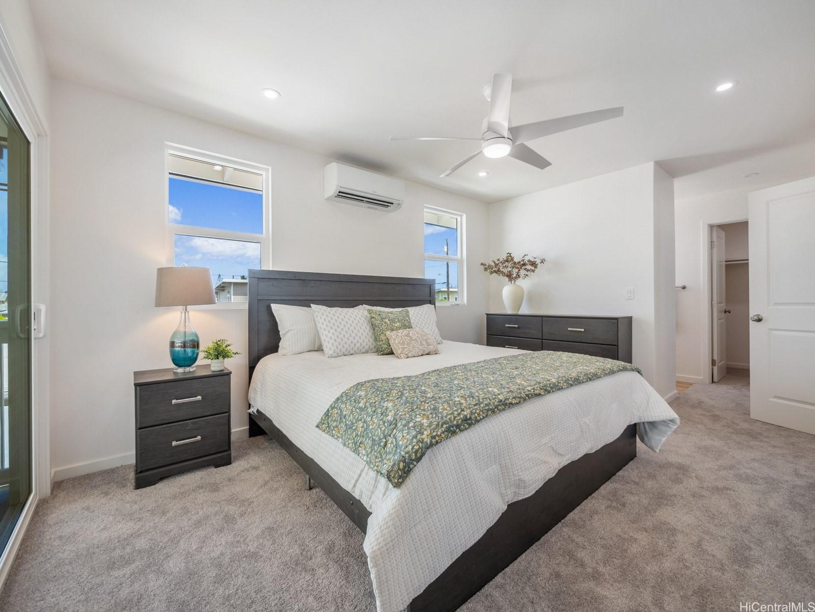 244  Kihapai Street Coconut Grove, Kailua home - photo 10 of 25