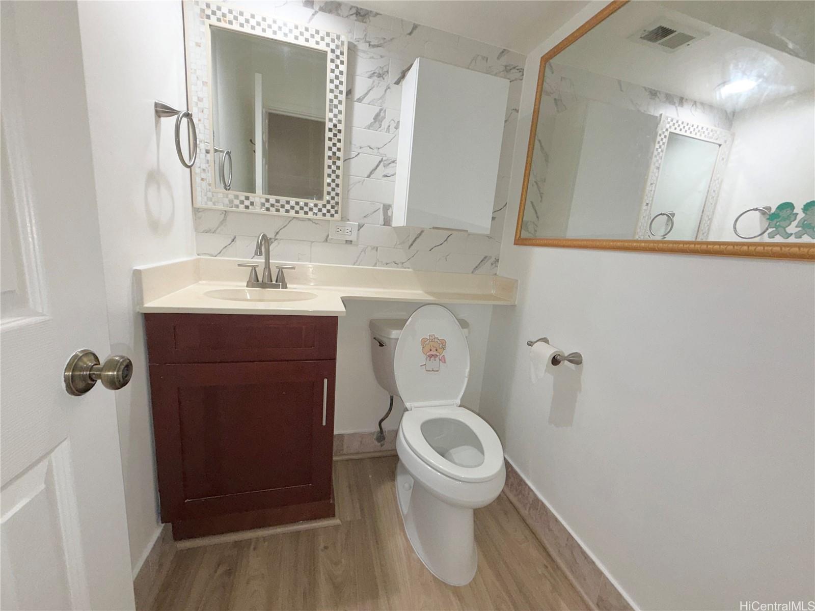 Terrace Towers condo # 106, Honolulu, Hawaii - photo 14 of 18