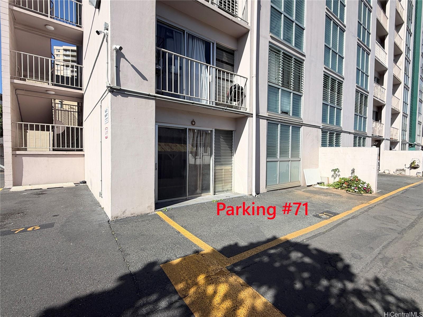 Terrace Towers condo # 106, Honolulu, Hawaii - photo 18 of 18