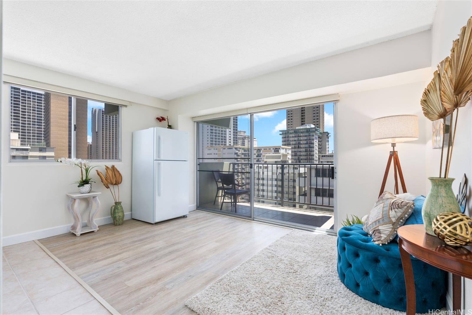 Waikiki Park Hgts condo # 1101, Honolulu, Hawaii - photo 22 of 25