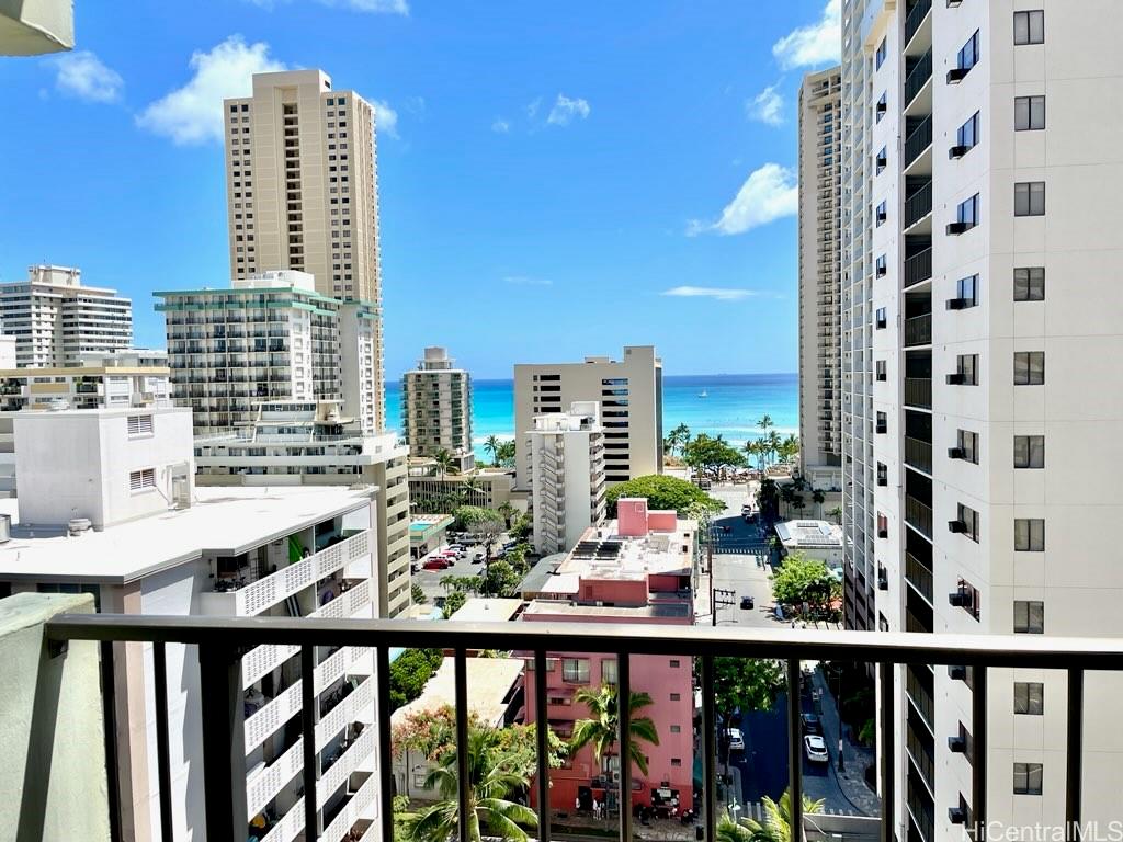 Waikiki Park Hgts condo # 1410, Honolulu, Hawaii - photo 3 of 15