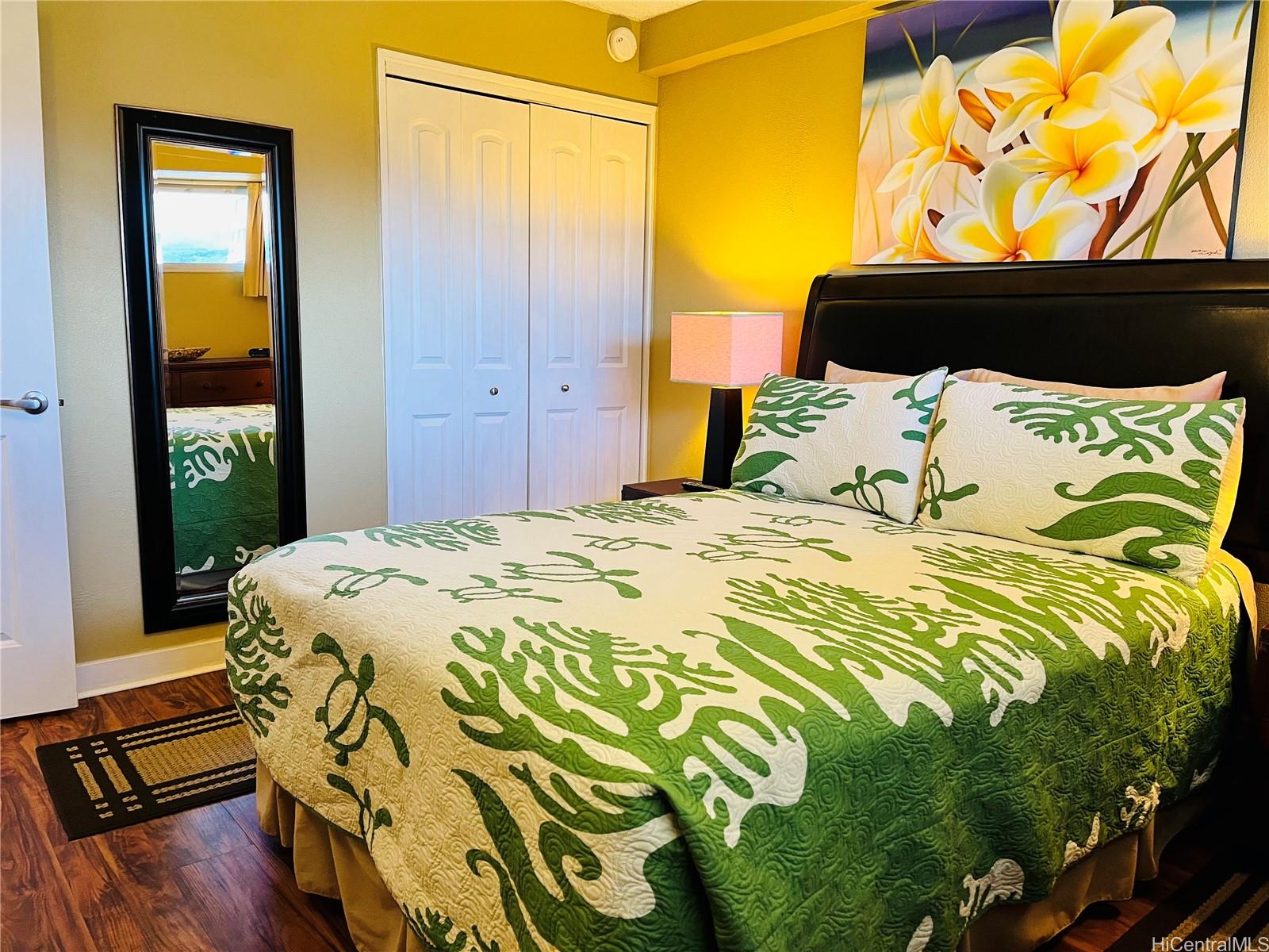 2440 Kuhio Ave Honolulu - Rental - photo 2 of 25