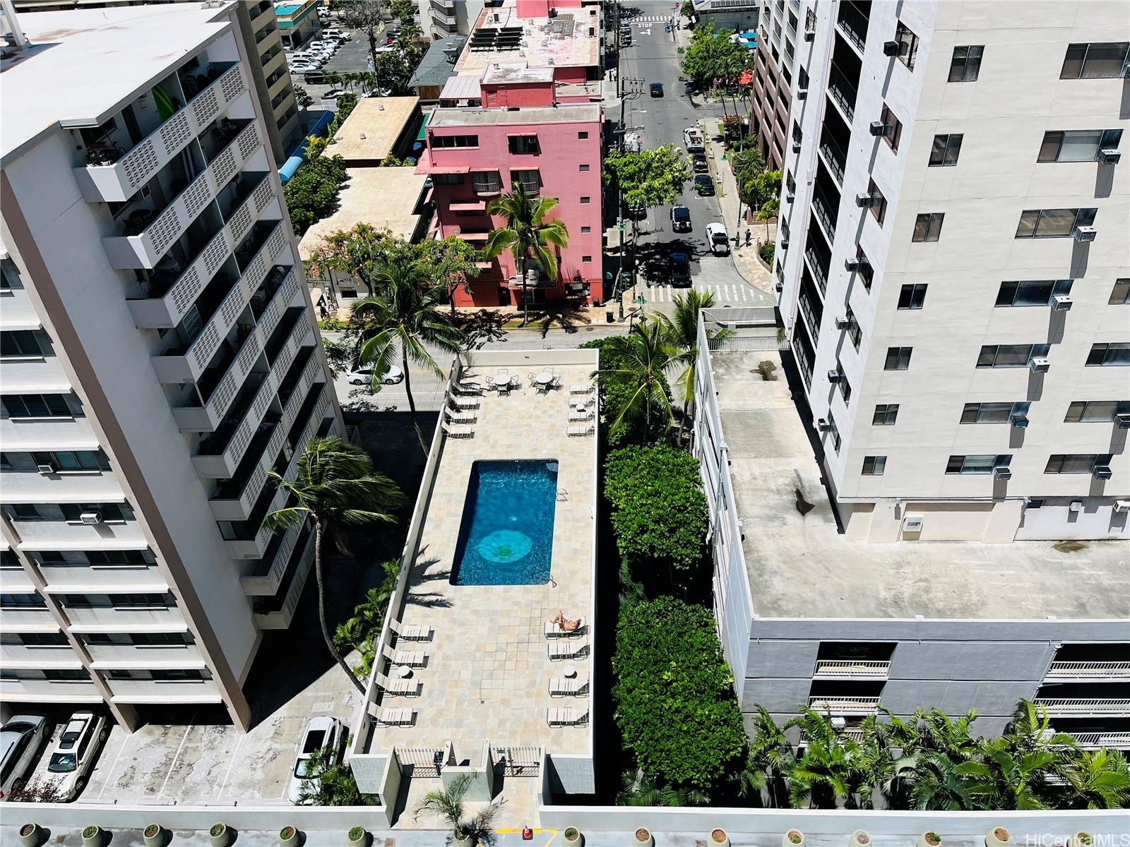 2440 Kuhio Ave Honolulu - Rental - photo 11 of 25